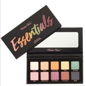 Violet Voss essentials palette